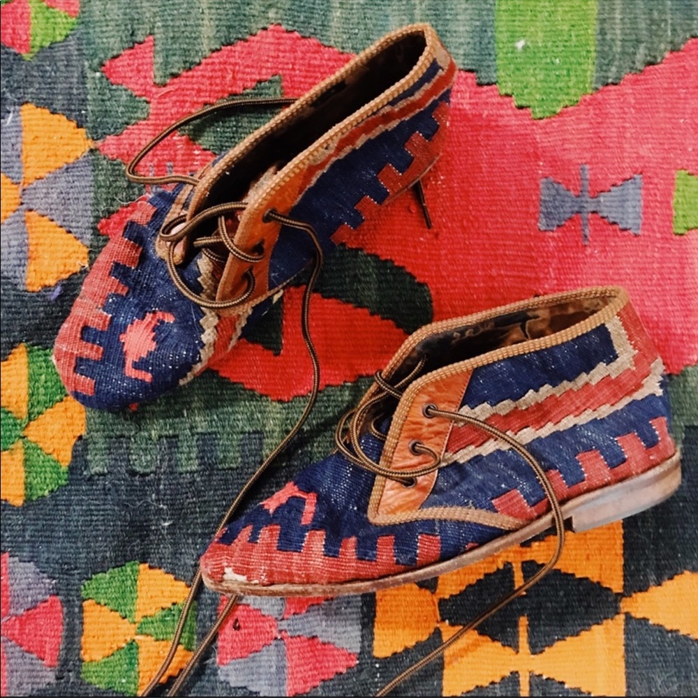 Res Ipsa Kilim wool chukka handmade ankle boots